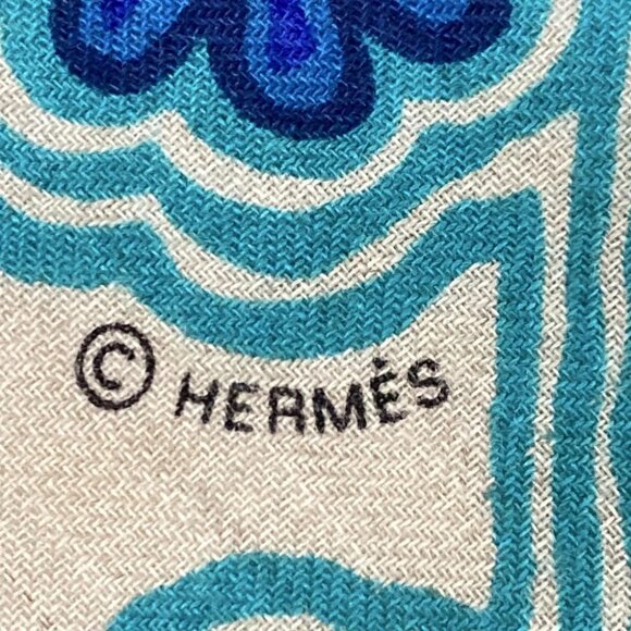 Auth HERMES Carrejean/Shawl Carre 140 - Blue Multi Cashmere Silk Scarf - Picture 4 of 6